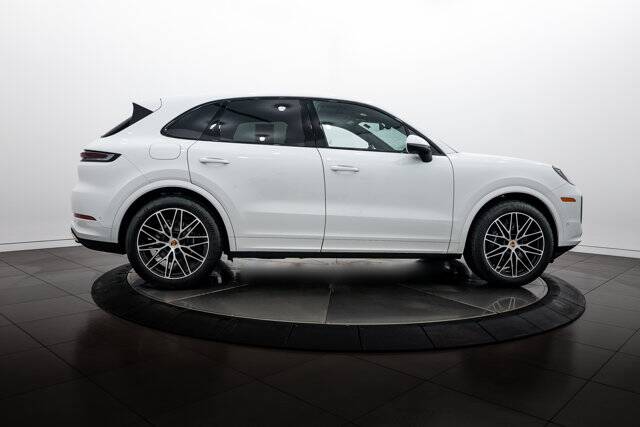 2026 Cayenne picture #8