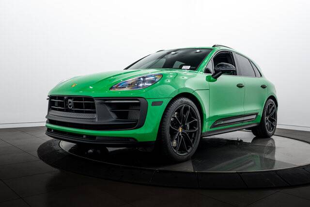 2023 Macan GTS picture #1