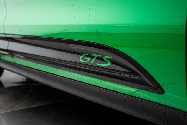 2023 Macan GTS picture #12
