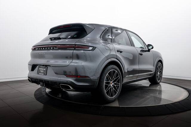 2026 Cayenne picture #7