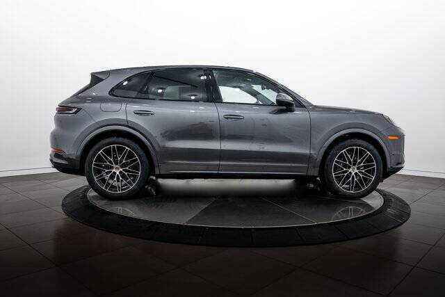 2026 Cayenne picture #8