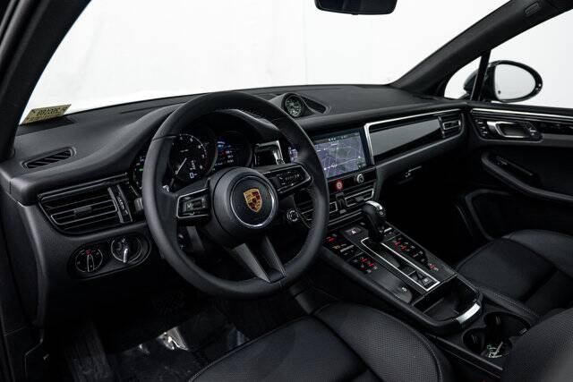 2026 Macan picture #12