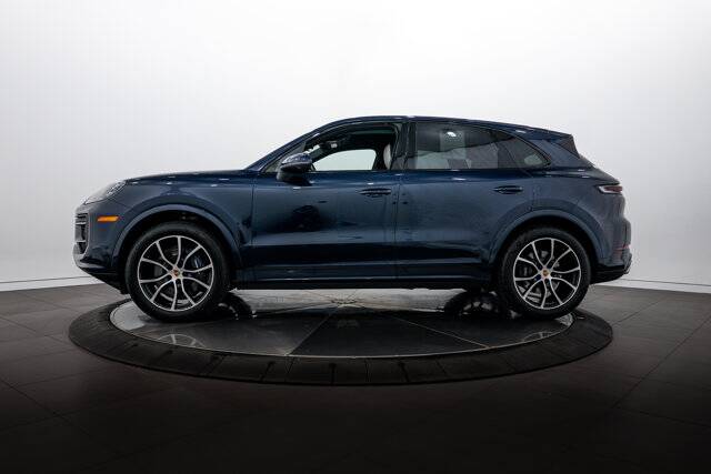 2026 Cayenne picture #2