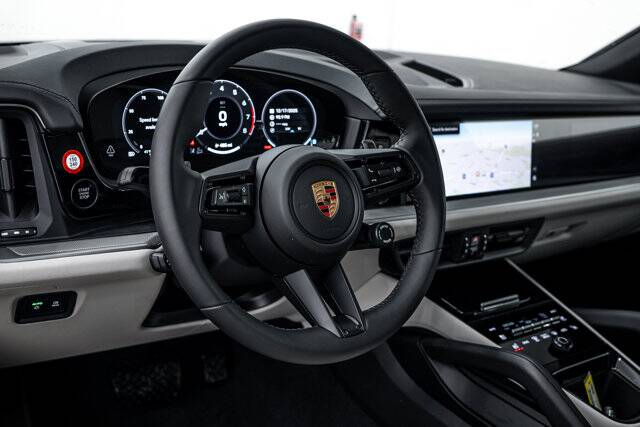 2026 Cayenne picture #15