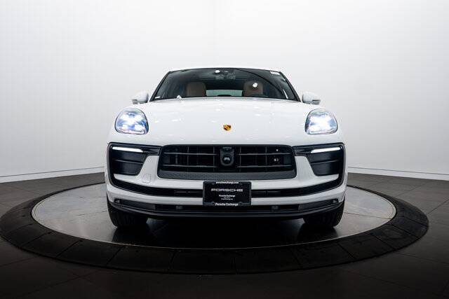 2026 Macan picture #10