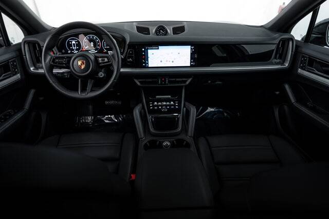 2026 Cayenne picture #12