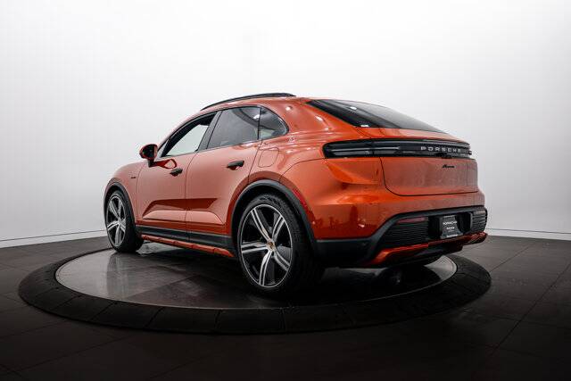 2025 Macan Electric picture #3