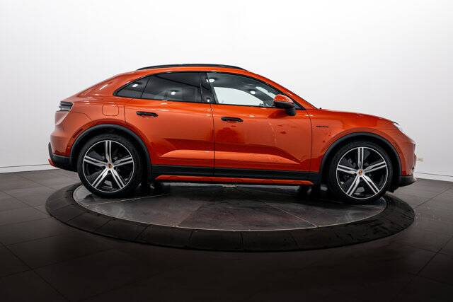 2025 Macan Electric picture #8