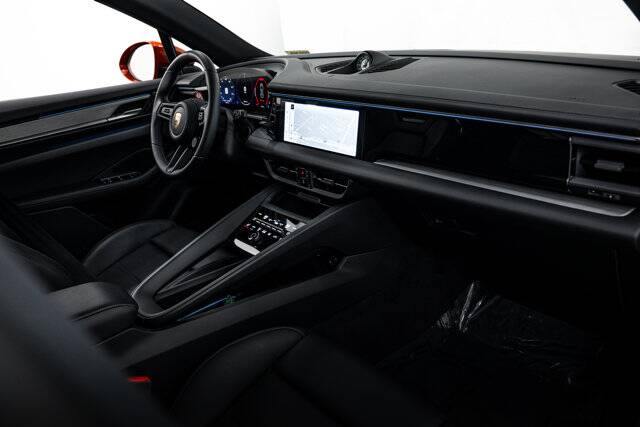 2025 Macan Electric picture #13