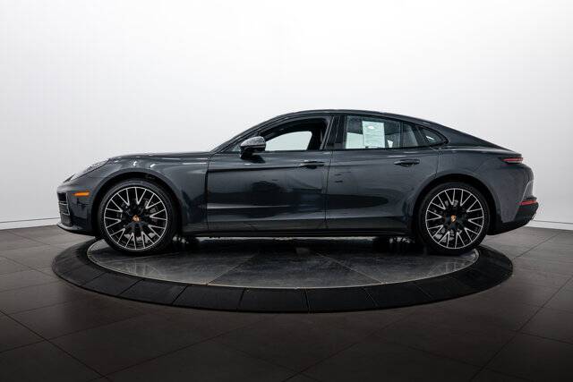 2026 Panamera 4 picture #2
