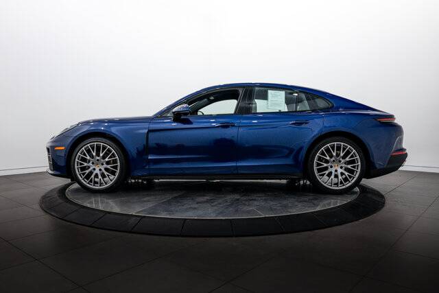 2026 Panamera 4 picture #2