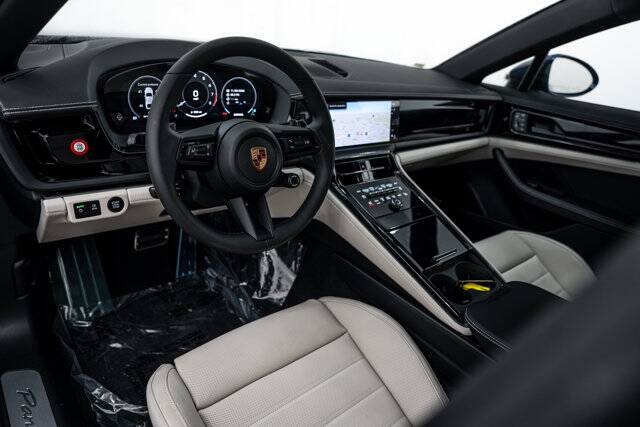 2026 Panamera 4 picture #4