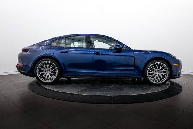 2026 Panamera 4 picture #8