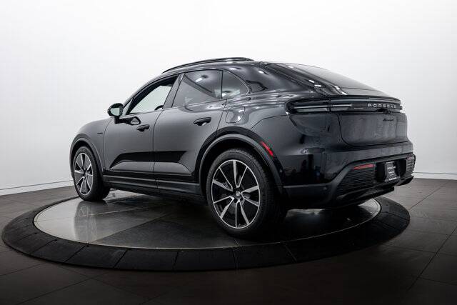 2025 Macan Electric 4 picture #3