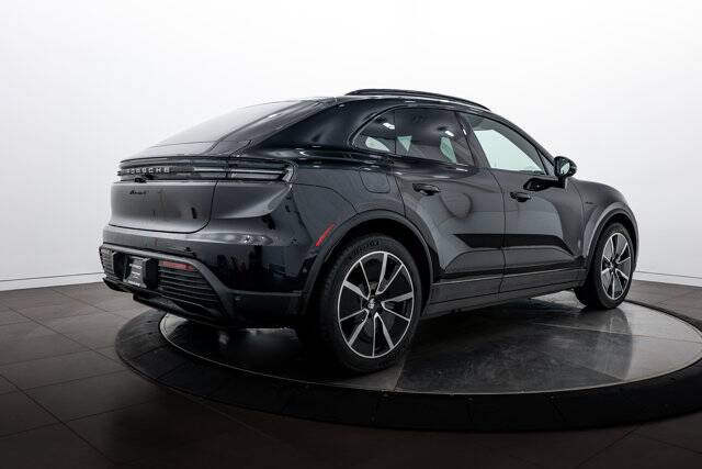 2025 Macan Electric 4 picture #7