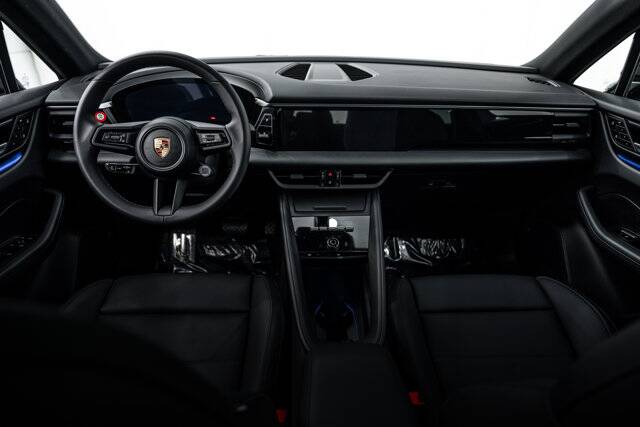 2025 Macan Electric 4 picture #12
