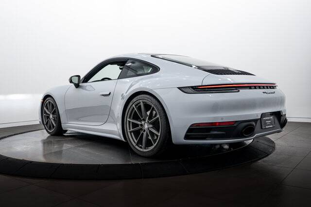2024 911 Carrera T picture #3