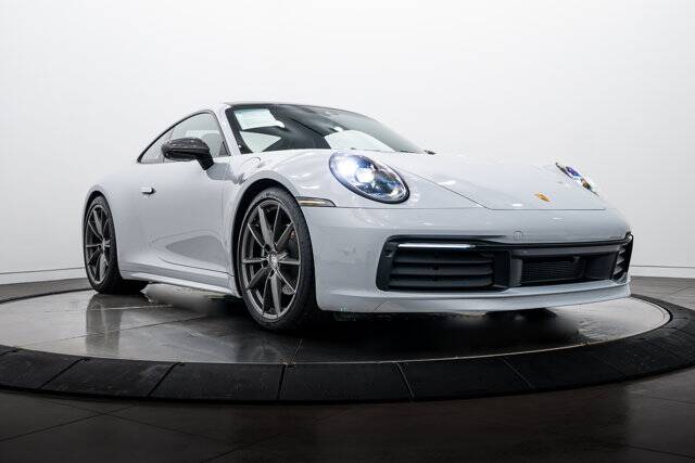 2024 911 Carrera T picture #9
