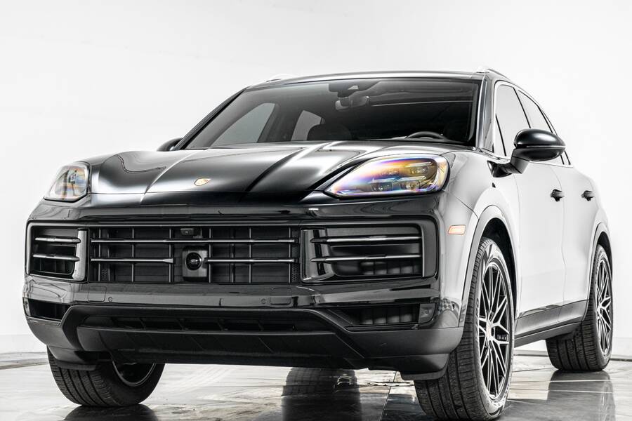 2025 Cayenne -Premium Package Plus, RS Spyder Design Wheels picture #5