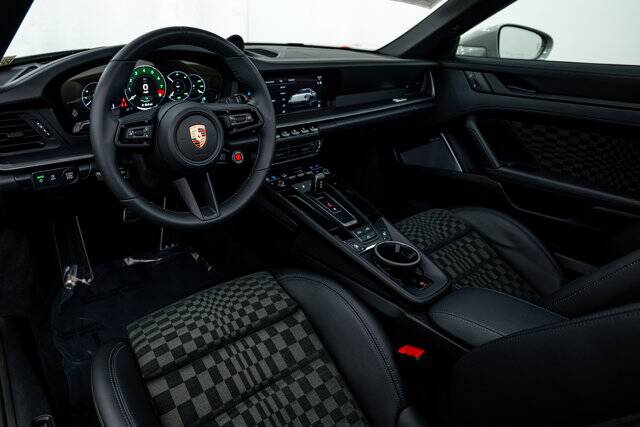 2026 911 Carrera GTS picture #4