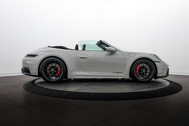 2026 911 Carrera GTS picture #8
