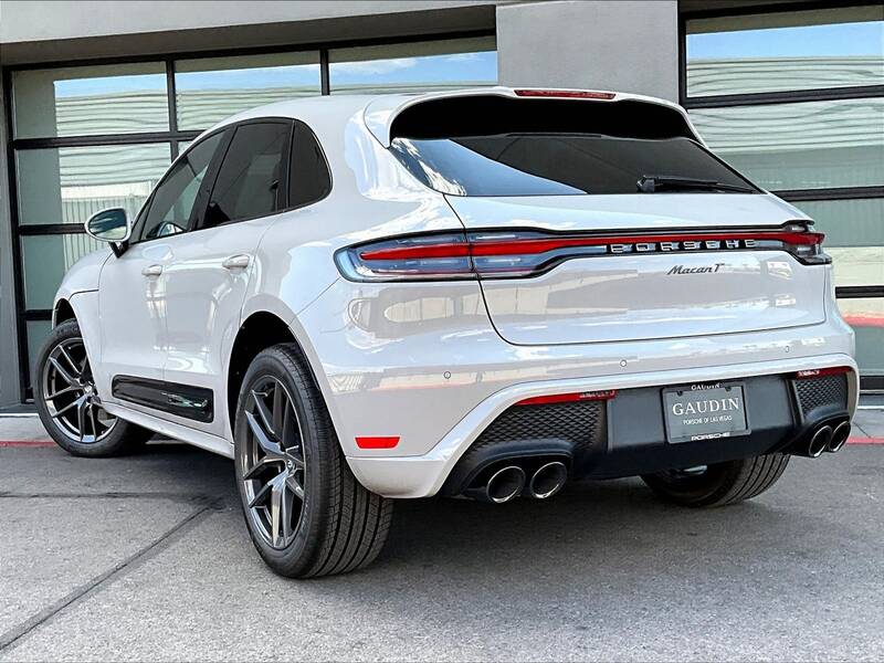2025 Macan T picture #3