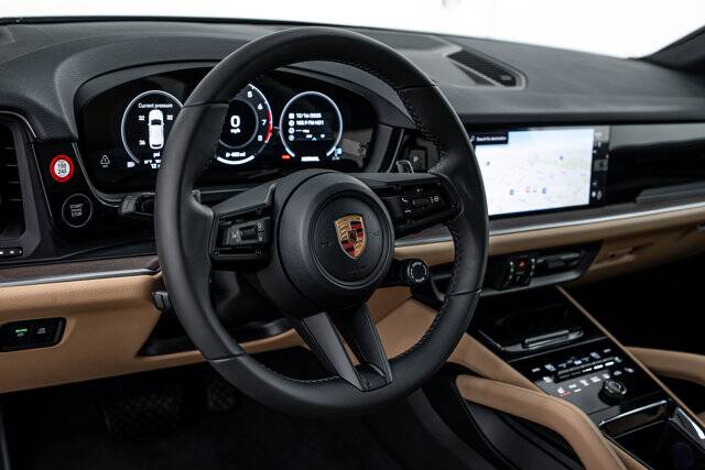 2026 Cayenne picture #13