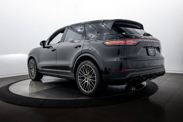 2023 Cayenne Platinum Edition picture #3