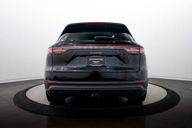 2023 Cayenne Platinum Edition picture #6