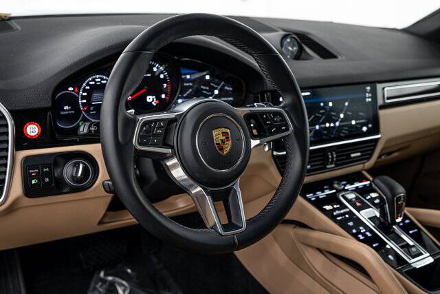 2023 Cayenne Platinum Edition picture #14