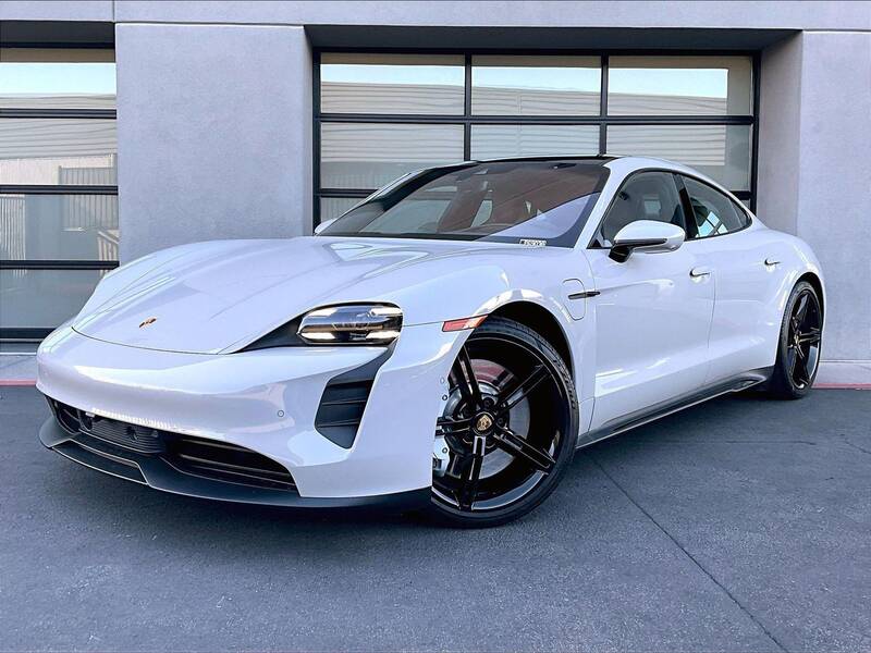 2022 Taycan GTS picture #1