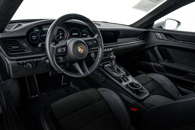 2023 911 GT3 picture #4