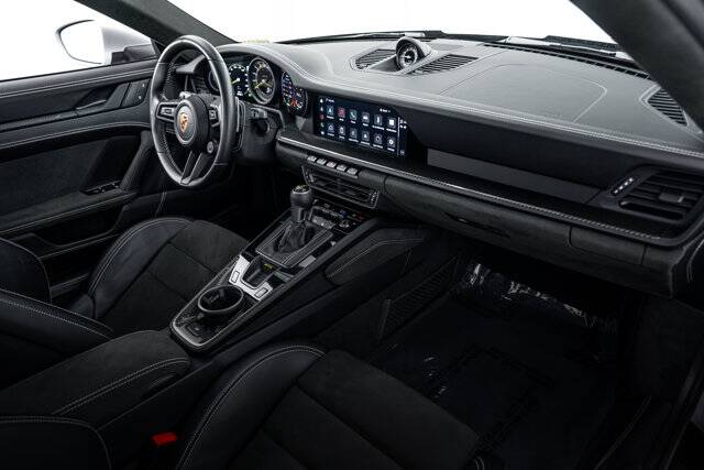2023 911 GT3 picture #15