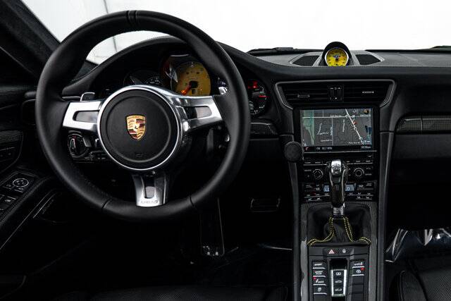 2015 911 Turbo S picture #12
