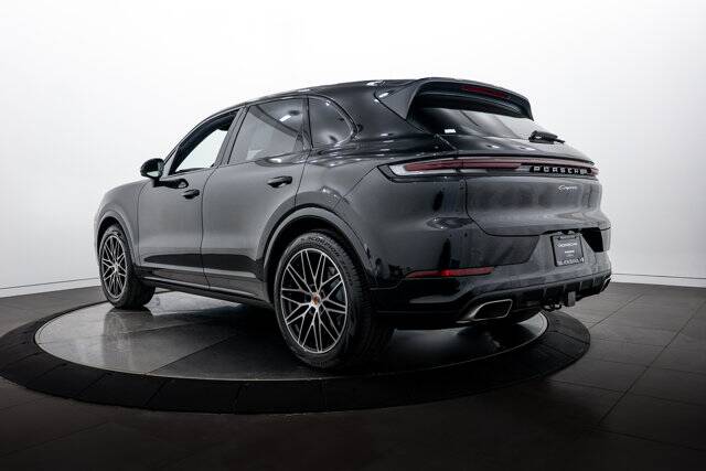 2026 Cayenne picture #3