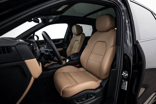 2026 Cayenne picture #5