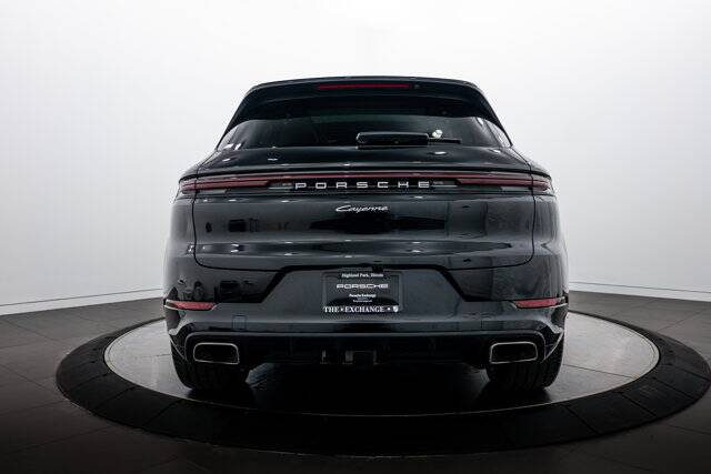 2026 Cayenne picture #6