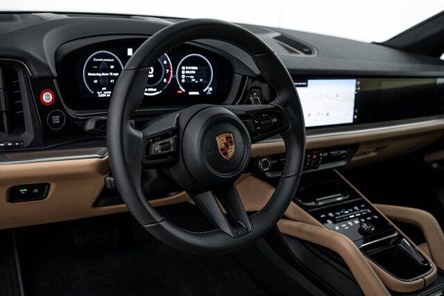 2026 Cayenne picture #15
