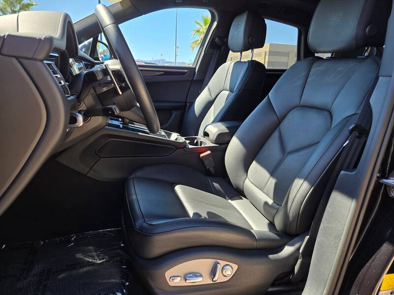 2025 Macan S picture #5
