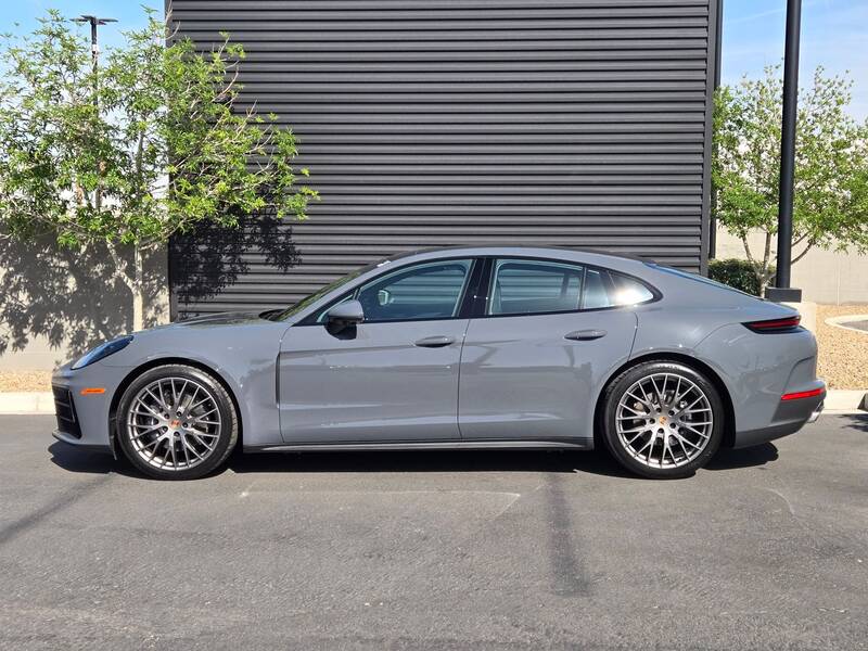 2025 Panamera picture #2
