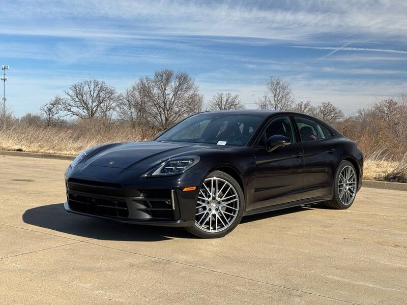 2024 Panamera picture #1