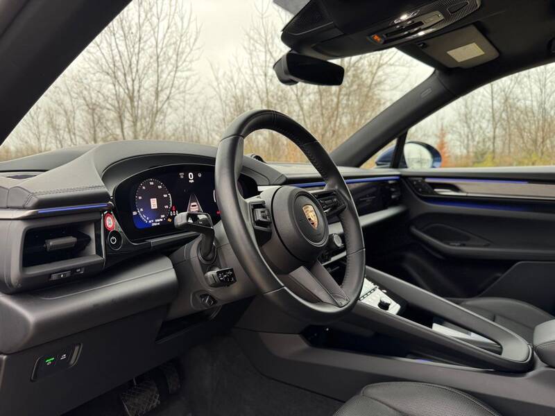 2024 Macan Electric 4 picture #4