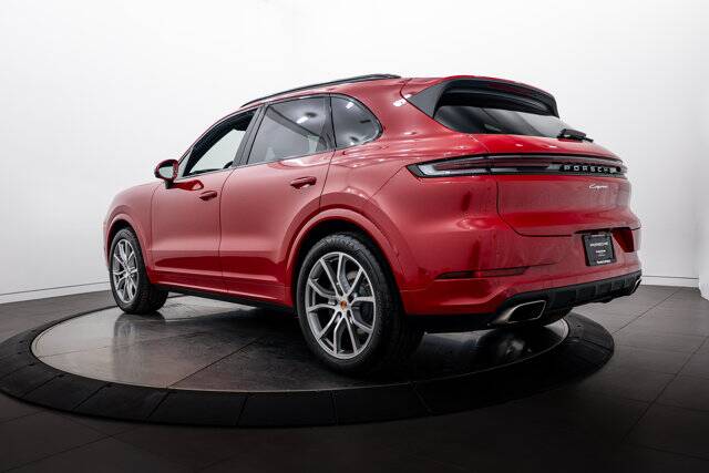 2026 Cayenne picture #3