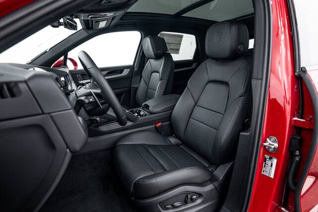2026 Cayenne picture #5