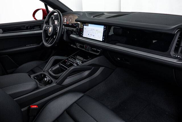 2026 Cayenne picture #14