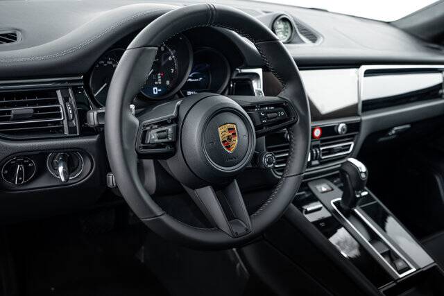 2026 Macan T picture #4