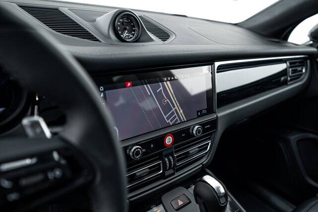 2026 Macan T picture #13
