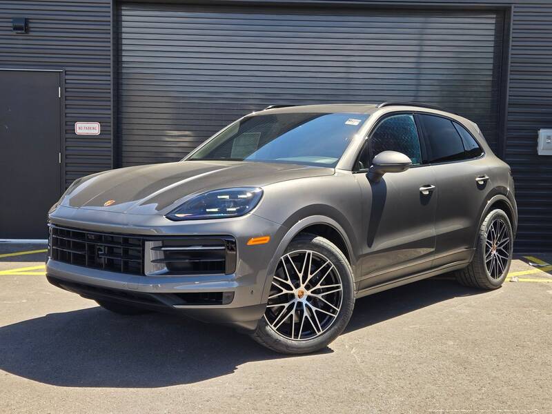 2025 Cayenne picture #1