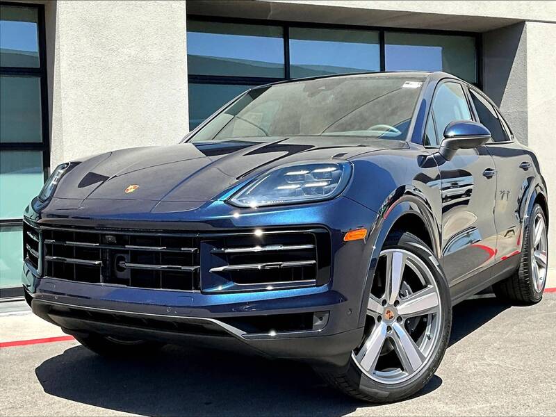 2025 Cayenne Coupe picture #1