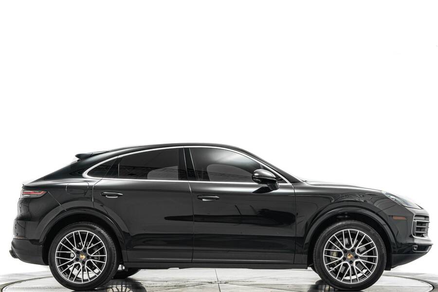 2022 Cayenne Coupe picture #3
